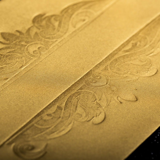 Briefumschlag auf Gmund Gold mit Tiefprägung